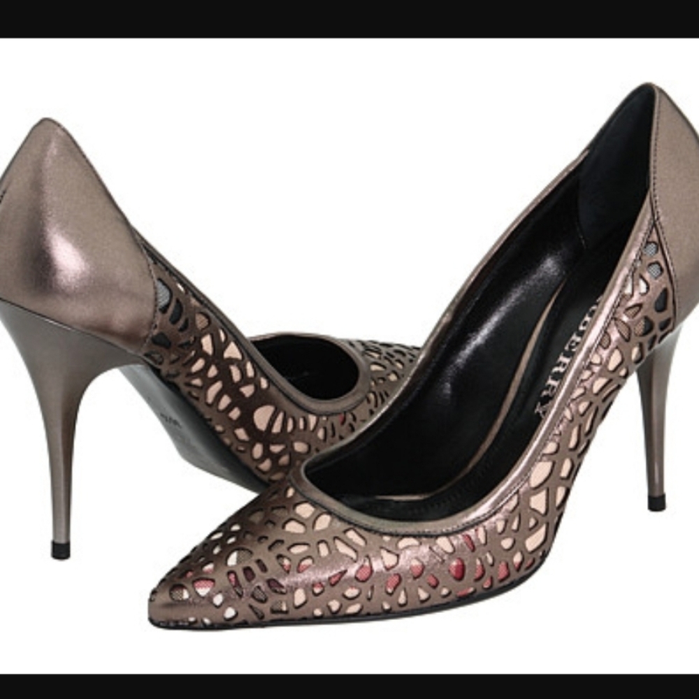 Burberry Nova Broderie Anglaise Pumps👠